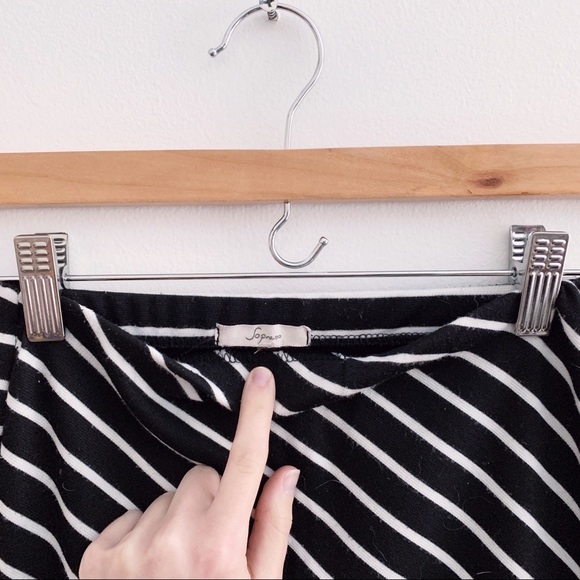 Wrap Pencil Skirt 🦓 - Picture 3 of 3